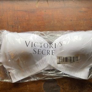 Victoria’s Secret 36D Bra